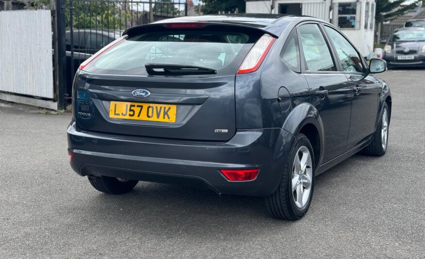 Ford Focus 1.6 TDCi DPF Zetec 5dr