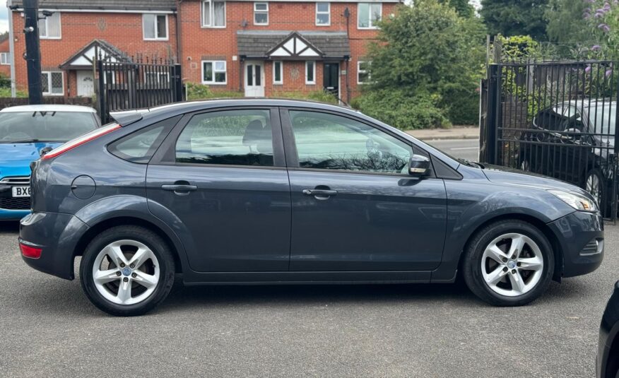 Ford Focus 1.6 TDCi DPF Zetec 5dr