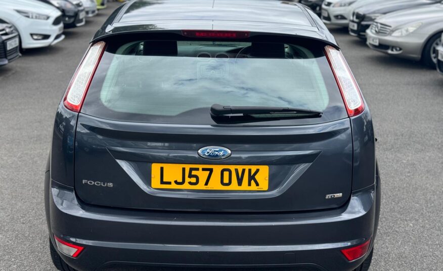 Ford Focus 1.6 TDCi DPF Zetec 5dr