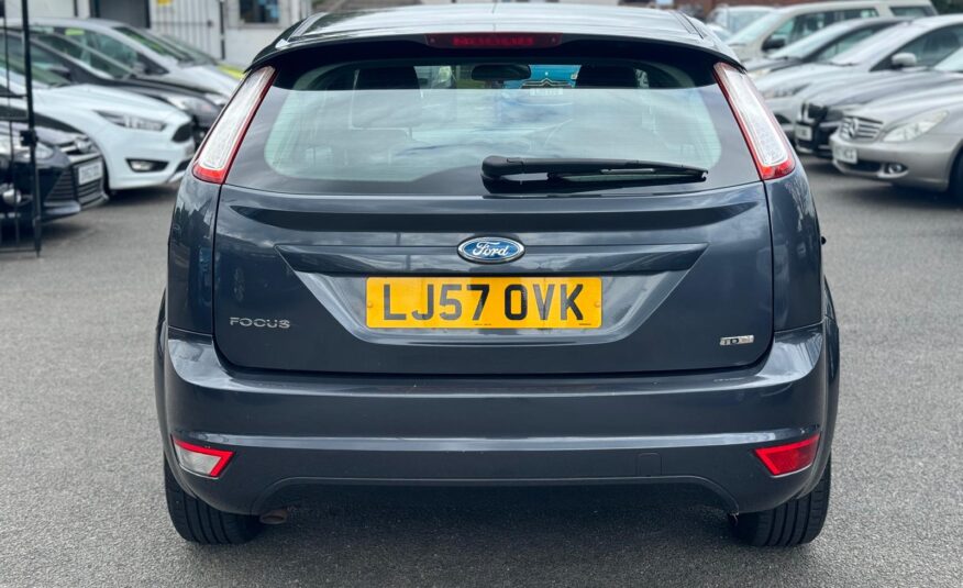 Ford Focus 1.6 TDCi DPF Zetec 5dr