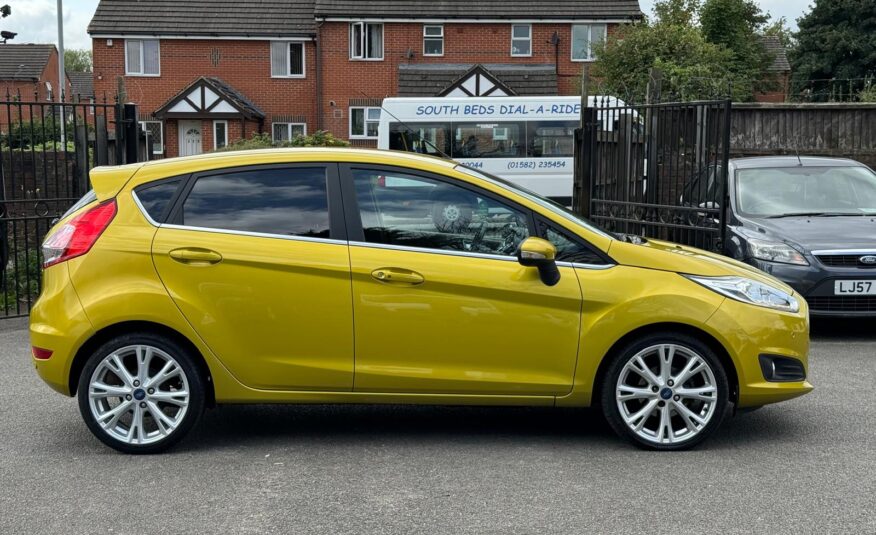 Ford Fiesta 1.0T EcoBoost Titanium Euro 6 (s/s) 5dr