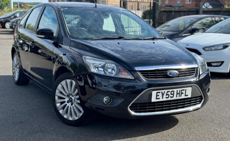 Ford Focus 1.6 Titanium 5dr