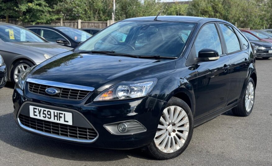 Ford Focus 1.6 Titanium 5dr