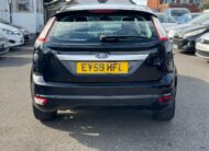 Ford Focus 1.6 Titanium 5dr