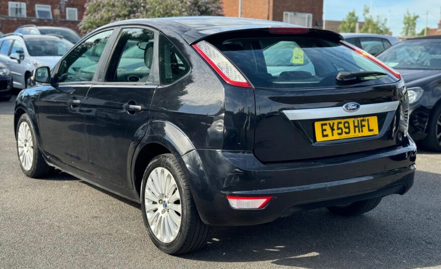 Ford Focus 1.6 Titanium 5dr