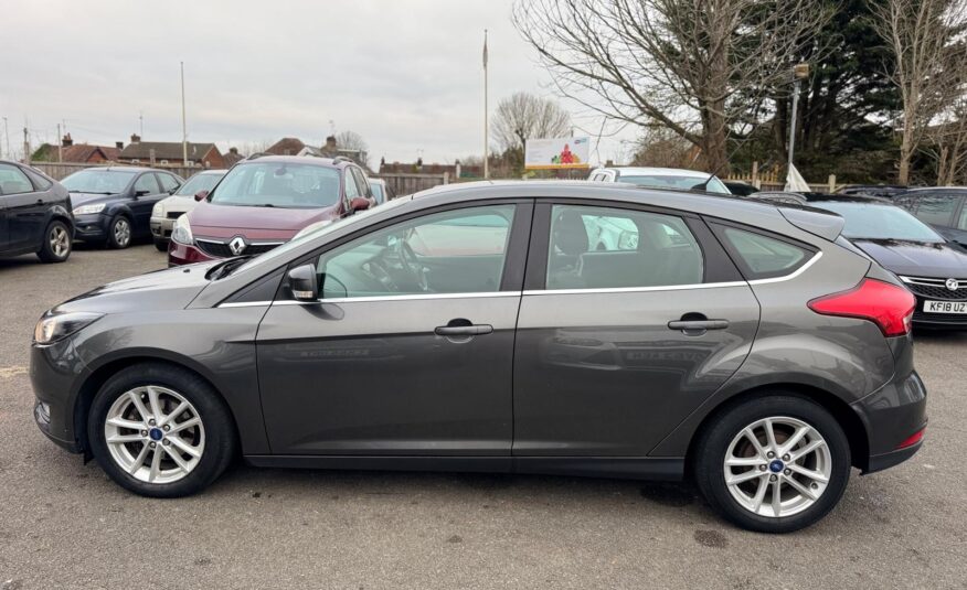 Ford Focus 1.0T EcoBoost Zetec Euro 6 (ss) 5dr