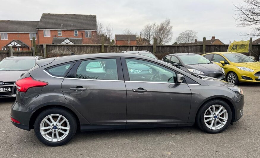 Ford Focus 1.0T EcoBoost Zetec Euro 6 (ss) 5dr