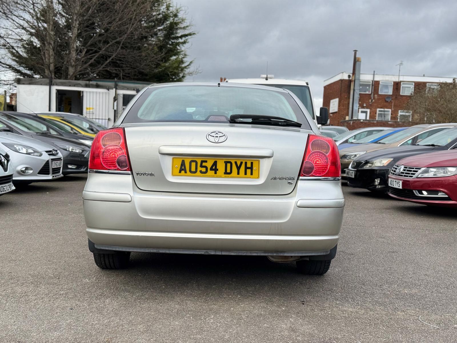 Toyota Avensis 1.8 VVT-i T2 5dr