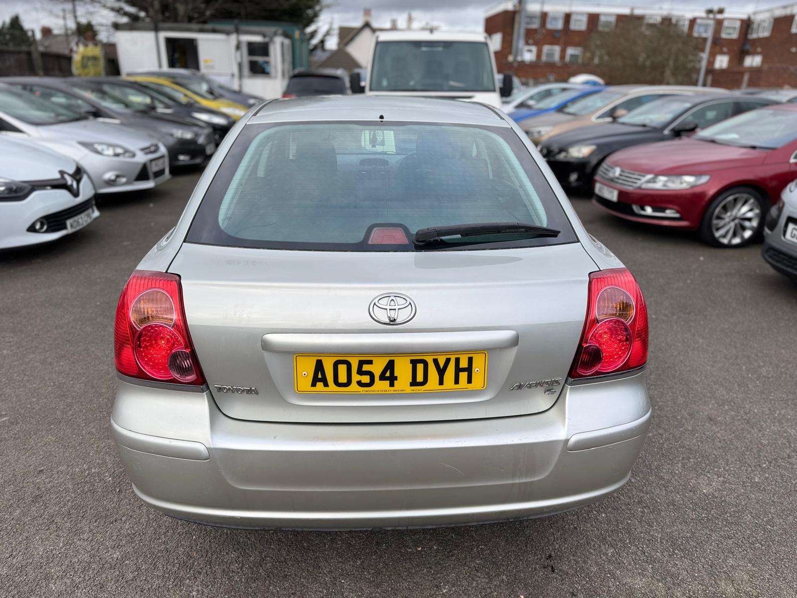 Toyota Avensis 1.8 VVT-i T2 5dr