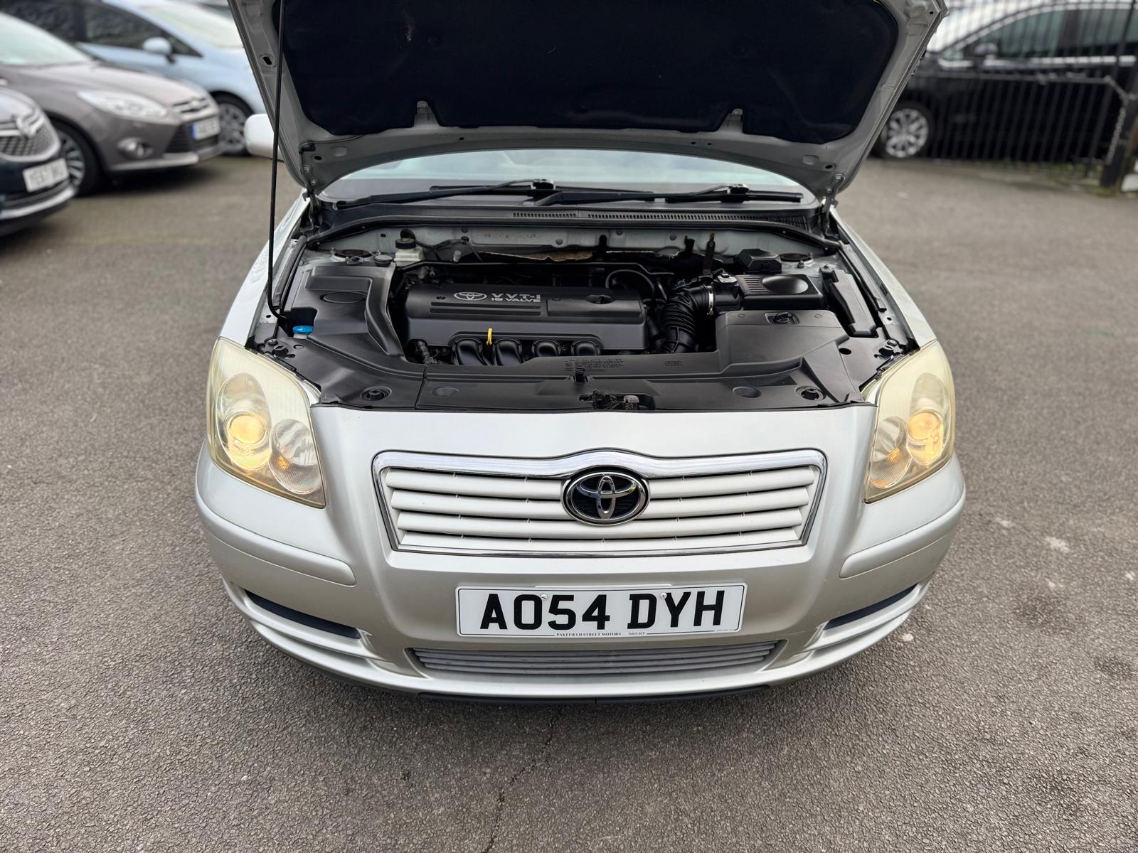 Toyota Avensis 1.8 VVT-i T2 5dr