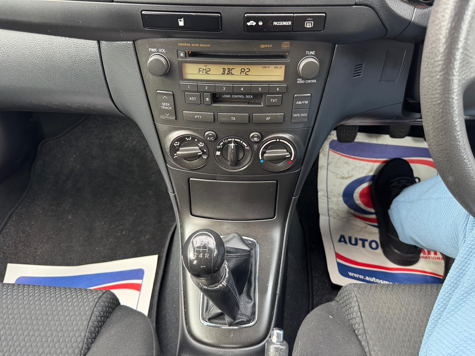 Toyota Avensis 1.8 VVT-i T2 5dr