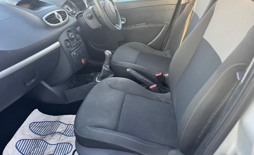 Renault Clio 1.2 I-Music Euro 5 5dr