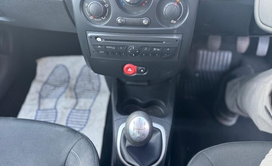 Renault Clio 1.2 I-Music Euro 5 5dr