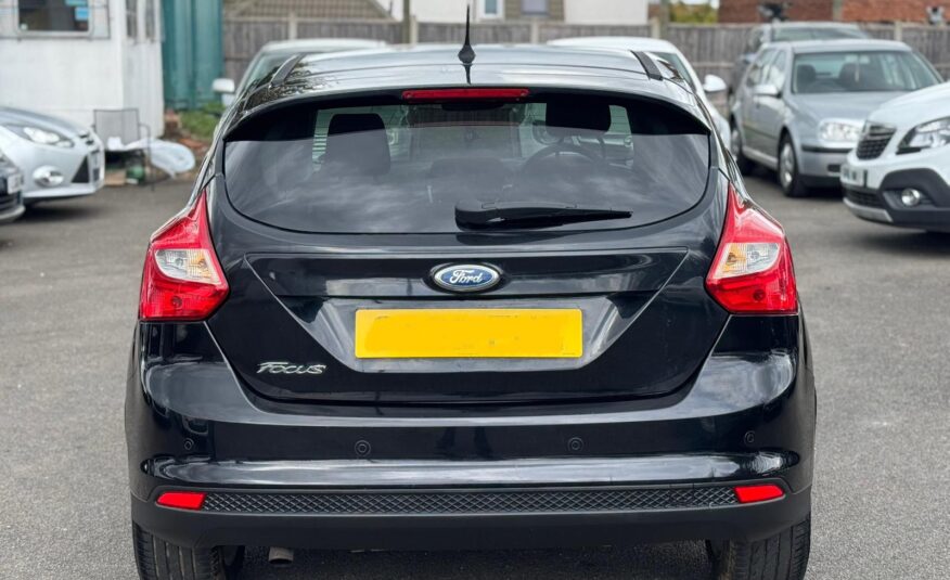 Ford Focus 1.6 TDCi Zetec Euro 5 (s/s) 5dr