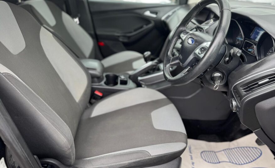 Ford Focus 1.6 TDCi Zetec Euro 5 (s/s) 5dr