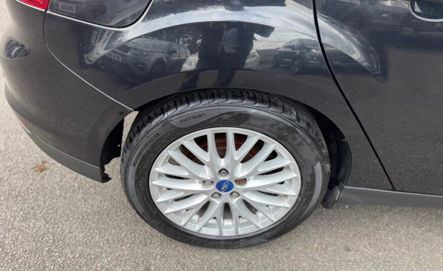 Ford Focus 1.6 TDCi Zetec Euro 5 (s/s) 5dr
